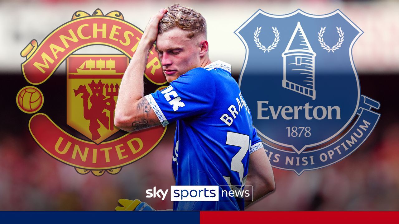 Jarrad Branthwaite: Man Utd make opening transfer offer for Everton defender | Transfer Centre News | Sky Sports